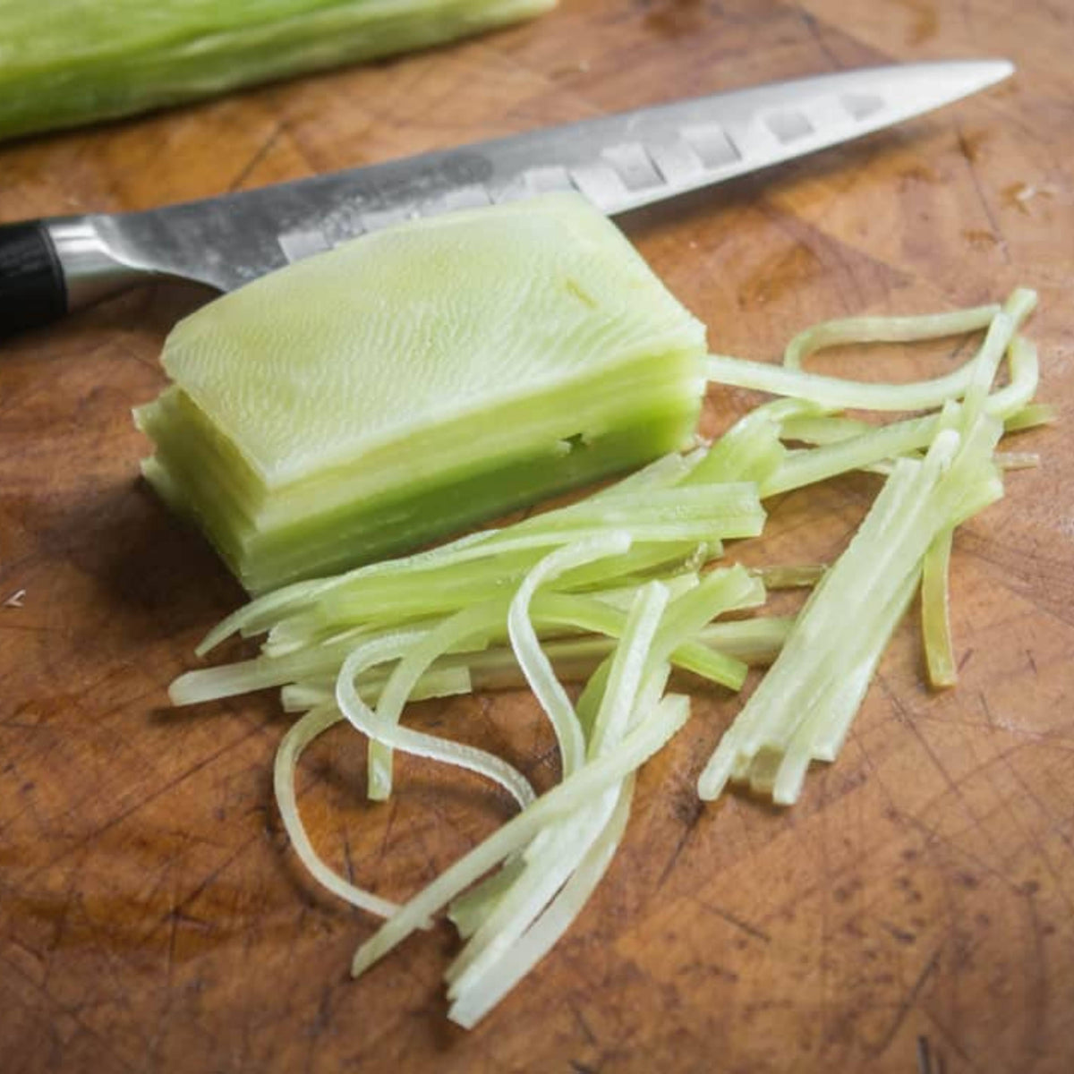 25 Seeds| Chinese Stem Lettuce Seeds – Heirloom, Non-GMO, Crisp Stalks and Tender Leaves, Mild Flavor, Easy to Grow Cool Season Asian Vegetable, Great for Stir-Fry, Salads, Pickling, and Soups #7026